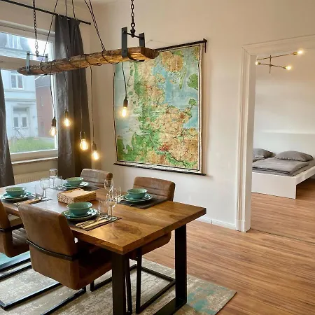 Unter Den Linden Apartment *