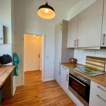 Unter Den Linden Apartment